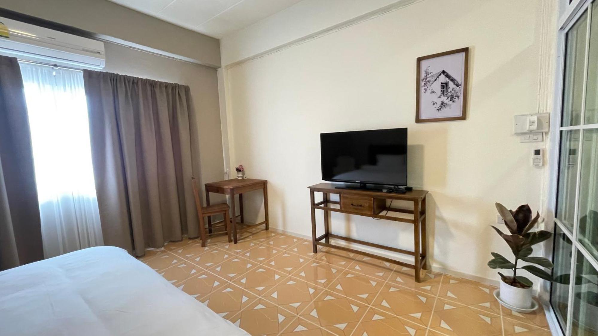 Ay'S House Aparthotel Chiang Mai Exterior photo