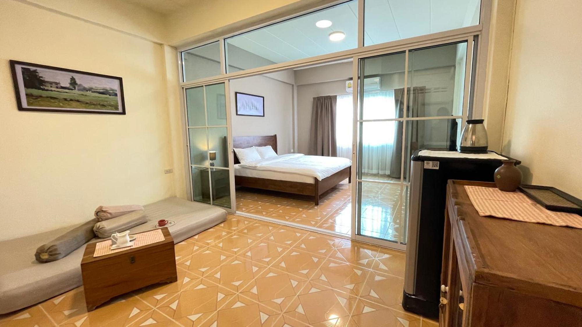 Ay'S House Aparthotel Chiang Mai Exterior photo