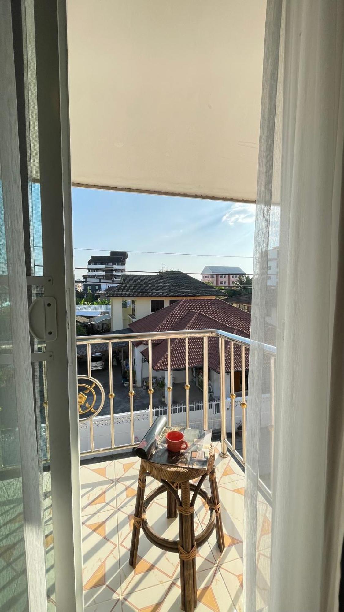 Ay'S House Aparthotel Chiang Mai Exterior photo
