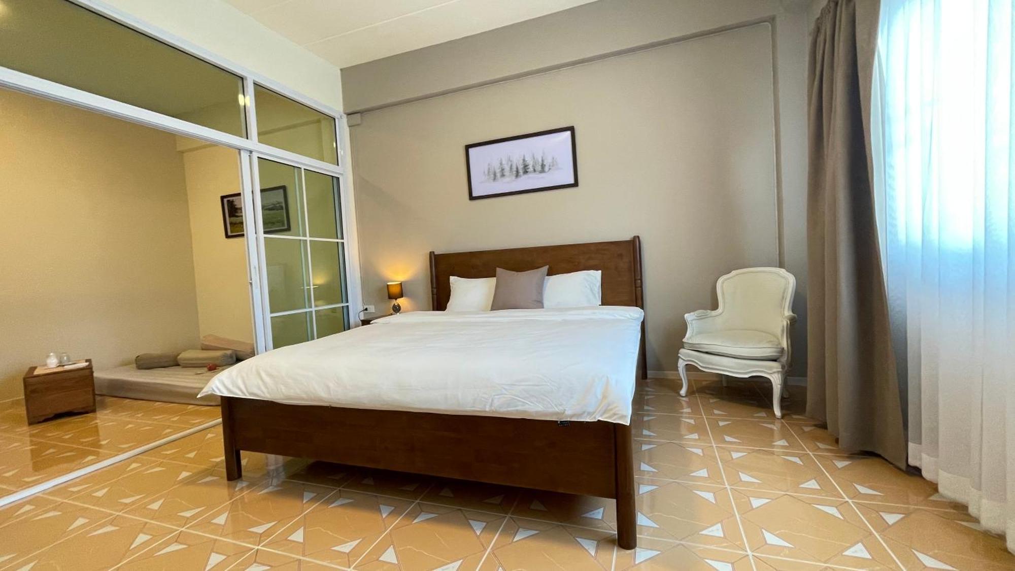 Ay'S House Aparthotel Chiang Mai Exterior photo